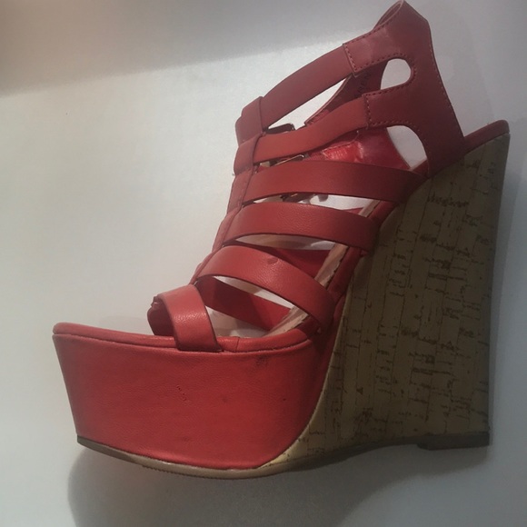Shoedazzle Madison Taren Coral Wedges - Picture 2 of 6